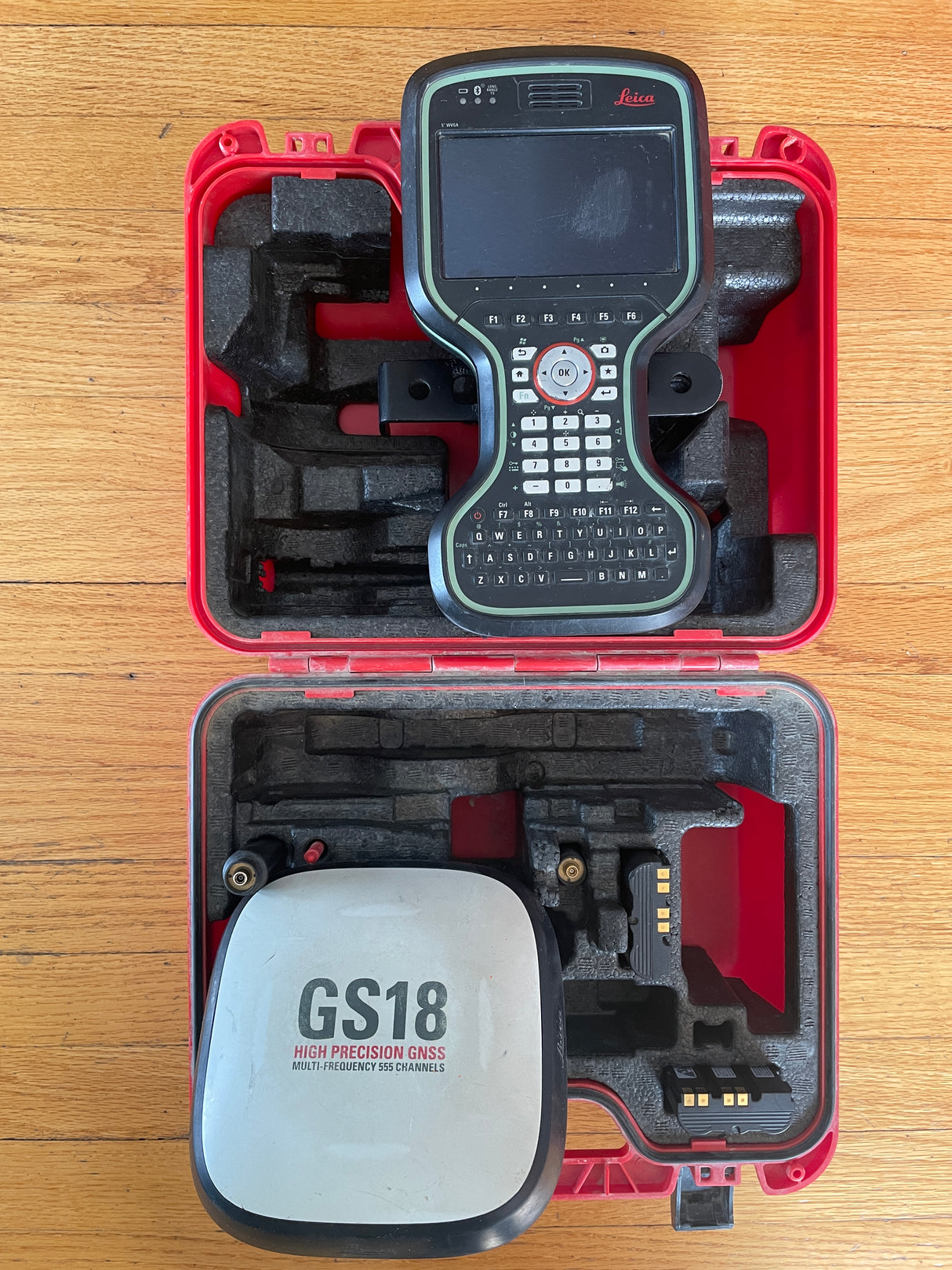 Leica GS18T and GS16 Base - Rover set (SOLD)